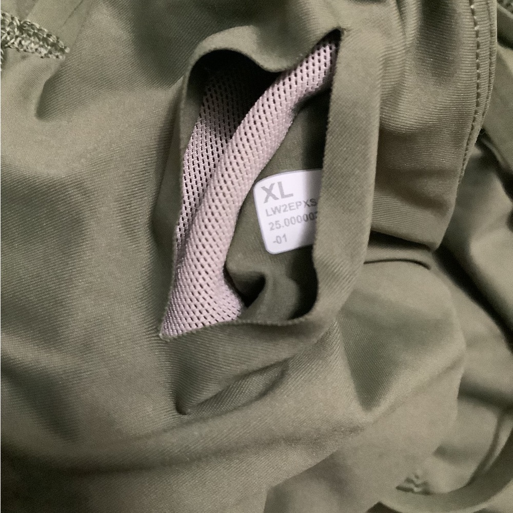lululemon athletica Olive Green Sports Bra - Strappy Back - Picture 3 of 3